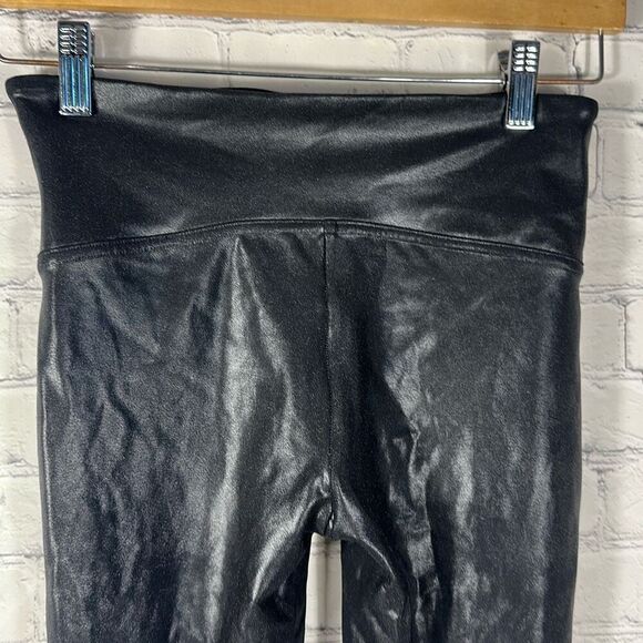 SPANX SPANXshape Faux Leather Black Leggings size M Medium Petite - Picture 3 of 10